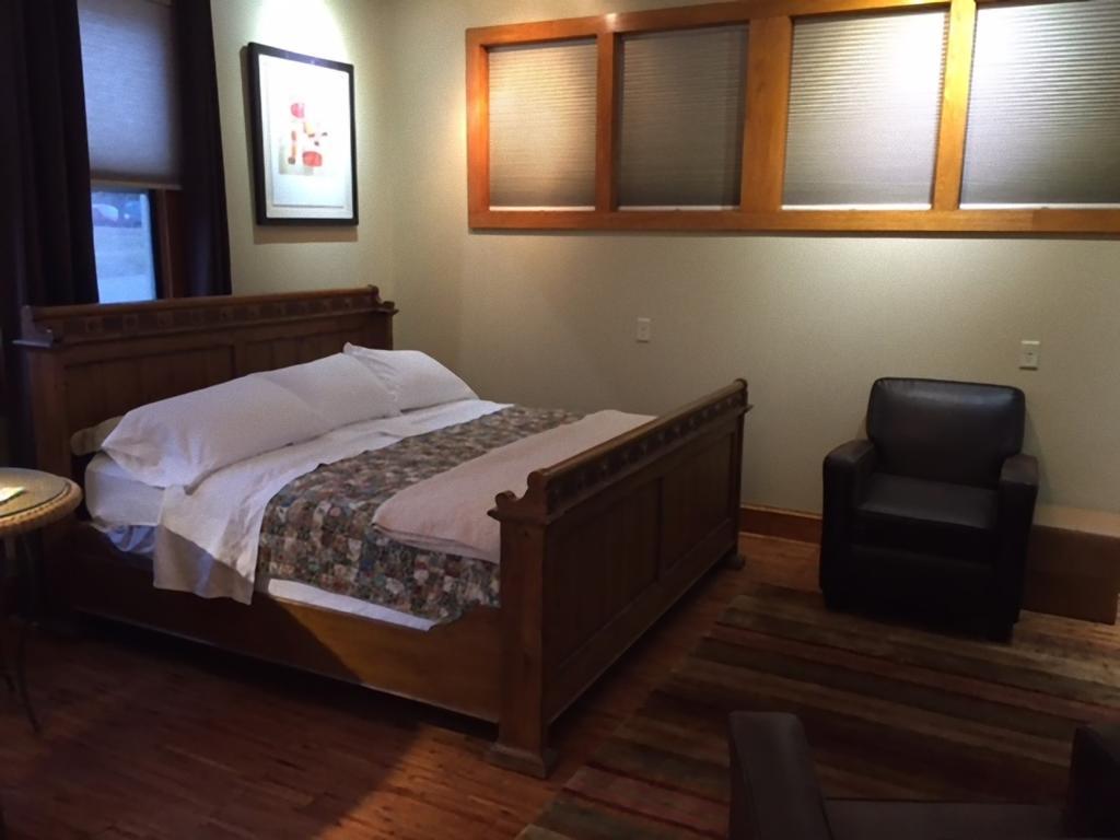 Burford House Suites Iowa City Ngoại thất bức ảnh